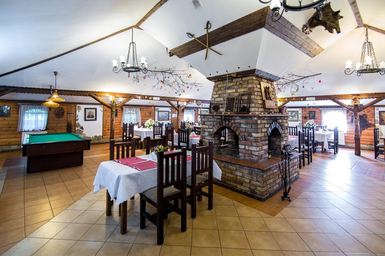 Karczma Pod Topolami Ratowo-Piotrowo Exterior photo