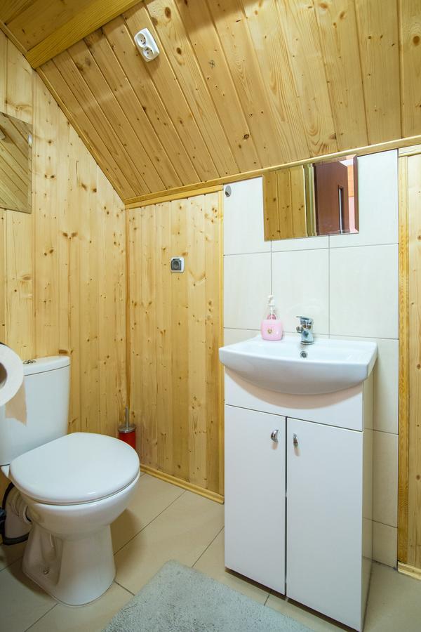 Karczma Pod Topolami Ratowo-Piotrowo Exterior photo