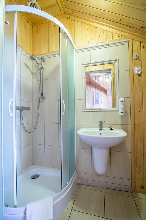 Karczma Pod Topolami Ratowo-Piotrowo Exterior photo